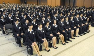 小倉智昭氏、晴れ着着られずの成人式騒動に「これを契機に成人式で着飾るのをやめた方がいいんじゃないかな」