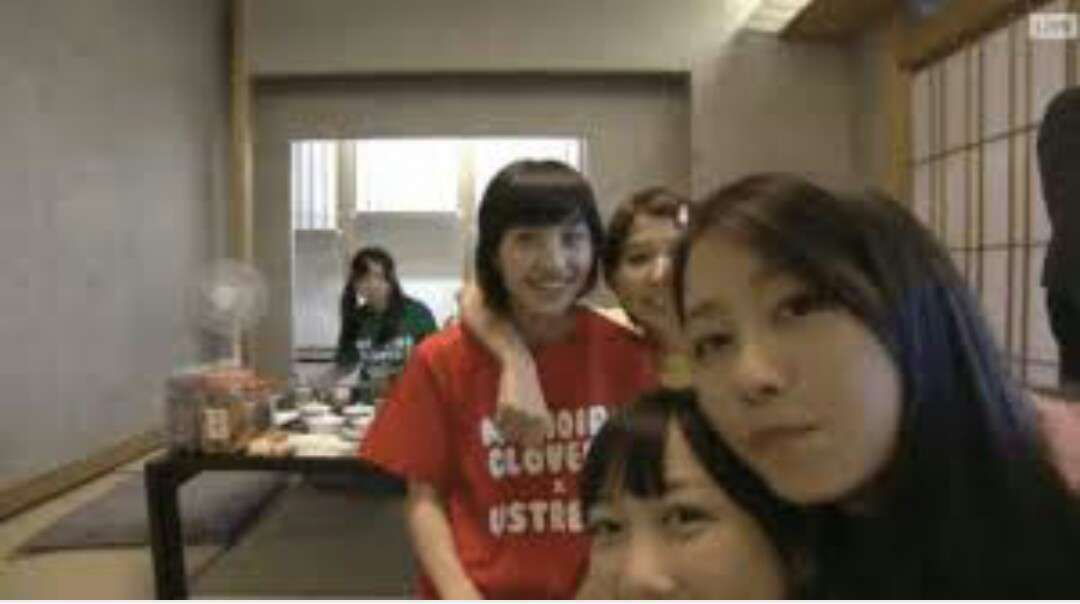 有安杏果「ももクロ」卒業を電撃発表「普通の女の子の生活を送りたい」