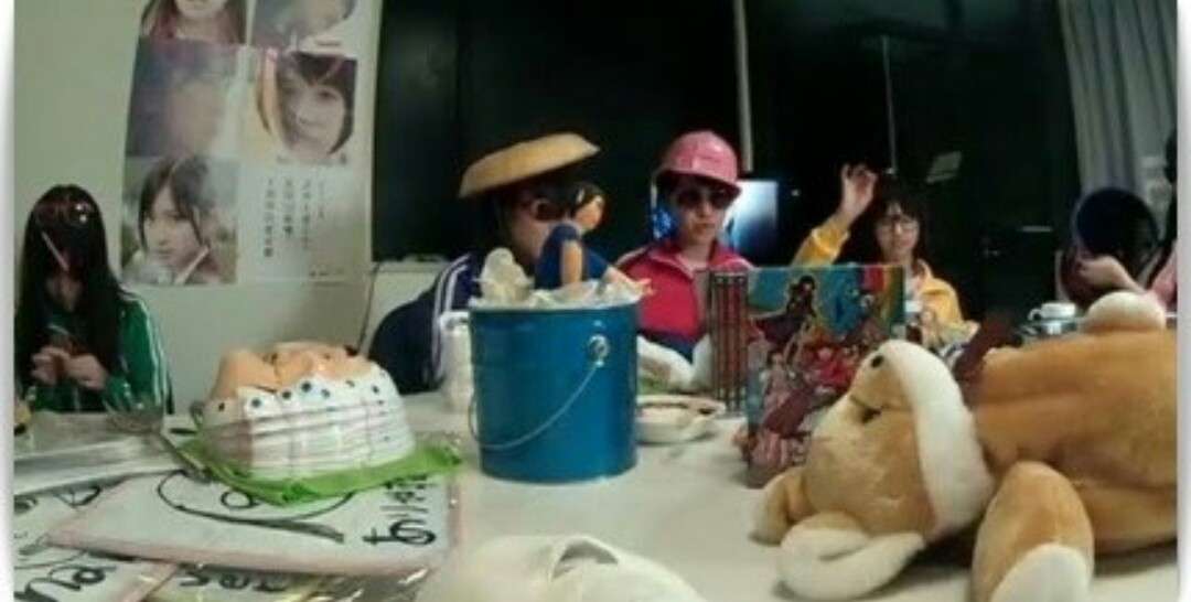 有安杏果「ももクロ」卒業を電撃発表「普通の女の子の生活を送りたい」