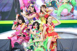 有安杏果「ももクロ」卒業を電撃発表「普通の女の子の生活を送りたい」