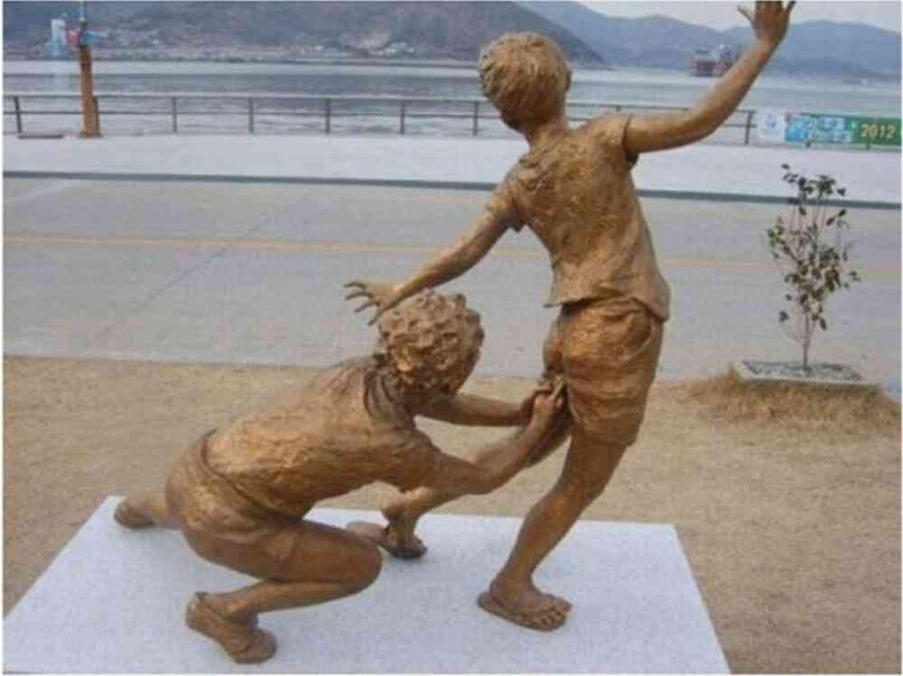 消すか残すか悩んでる画像や動画を投稿しよう
