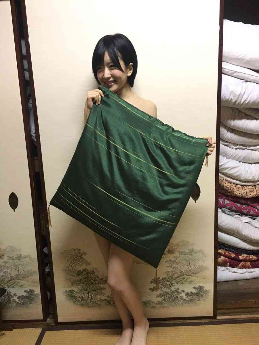 消すか残すか悩んでる画像や動画を投稿しよう