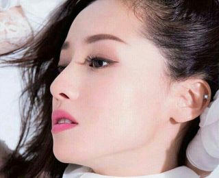 剛毛な人のヘアスタイル