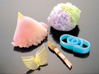 美しい和菓子の画像