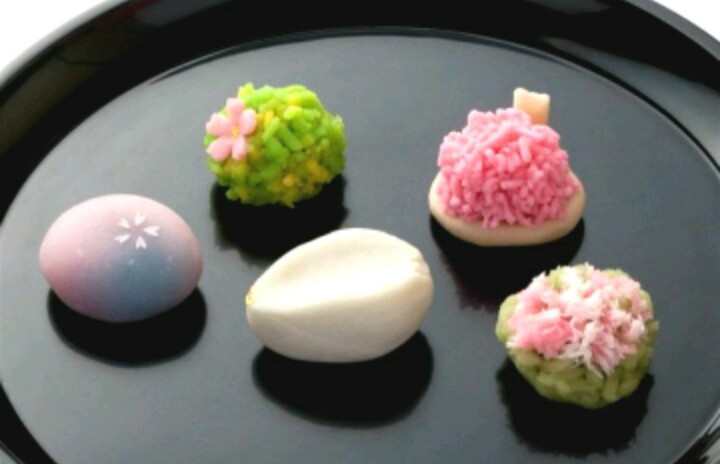 美しい和菓子の画像