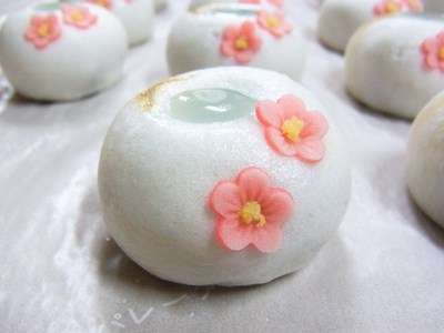 美しい和菓子の画像
