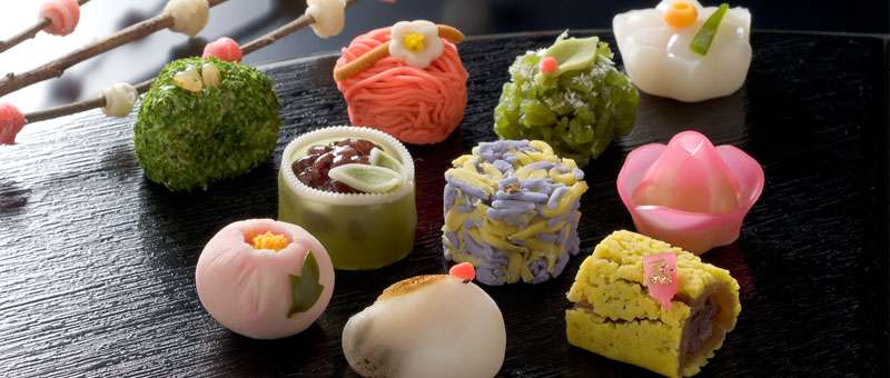 美しい和菓子の画像