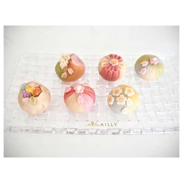 美しい和菓子の画像
