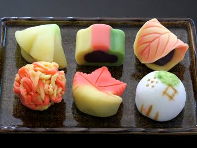 美しい和菓子の画像