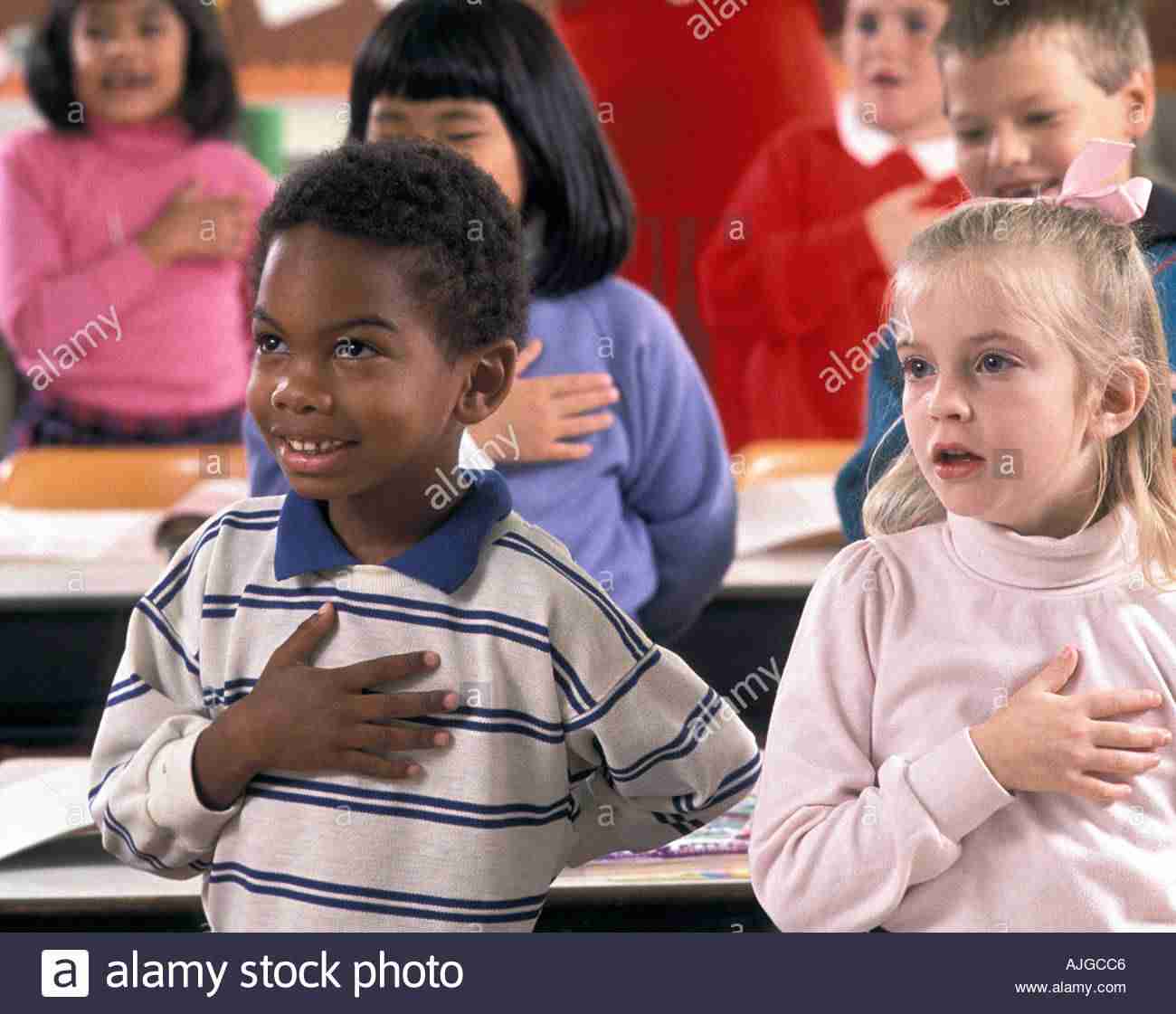  ローラがTwitterで“テレビに積極的に出演する”という宣言をし、ファンから歓喜の声