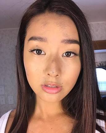  ローラがTwitterで“テレビに積極的に出演する”という宣言をし、ファンから歓喜の声