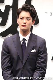 菅田将暉を史上初“W表紙”に起用 「NYLON JAPAN」が男性読者拡大の方針