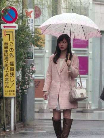 かつては定番…ロングブーツ女性激減のワケ