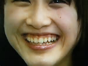 松井玲奈、衝撃の“アフロヘア”に反響