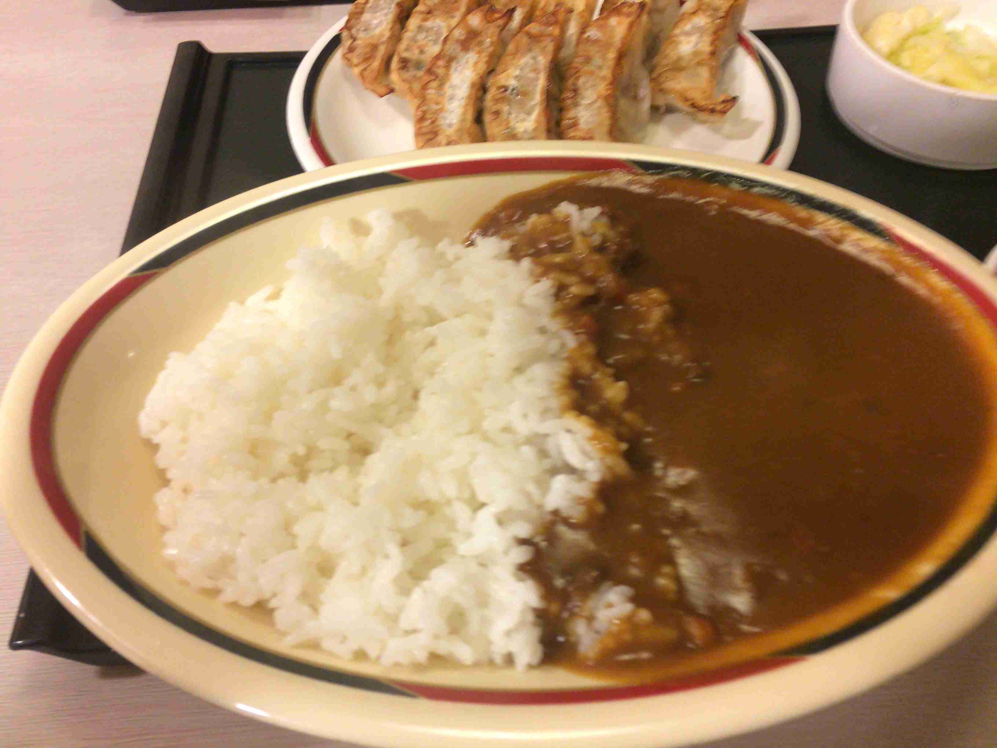全国展開ではない店名を挙げて知ってたらプラス