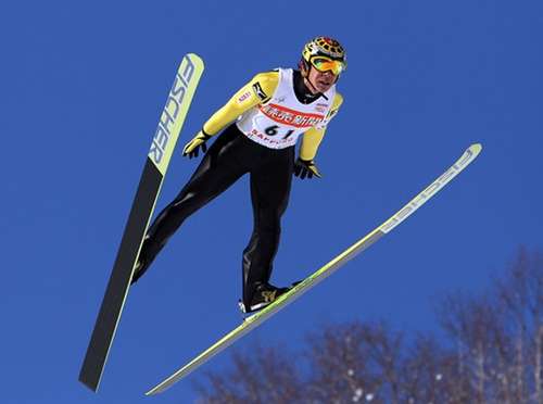 平昌オリンピックに出場する選手を応援するトピ