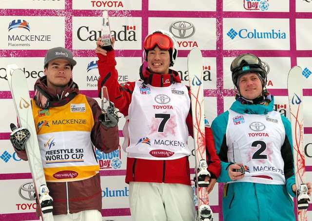 平昌オリンピックに出場する選手を応援するトピ
