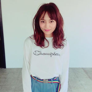 川口春奈、メンタル不安な自撮り写真があの人気女優に似ていると話題に