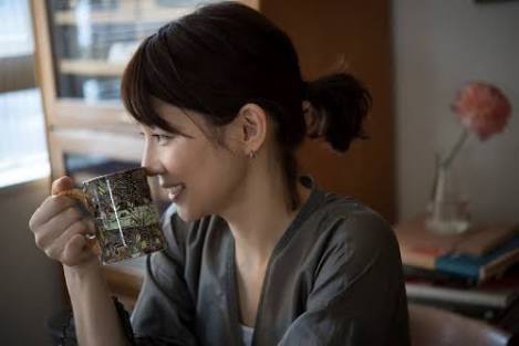理想の“オトナ女子”石田ゆり子、高級住宅地に推定３億円の豪邸　足りないのは…