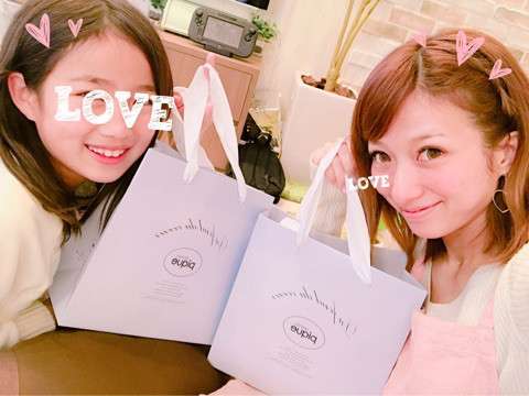 辻希美、長女から金メダル「10年間育ててくれてありがとう」2分の1成人式で