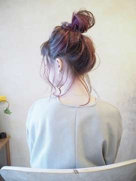 髪の毛が多い人あるあるツイートに共感続出!「ポニーテールするとゴムが千切れる」「美容院で髪を延々と梳かれる」