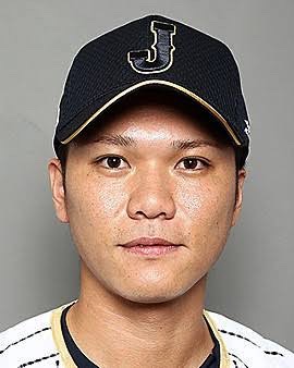 旦那さん　誰に似てるって言われますか？