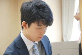 旦那さん　誰に似てるって言われますか？