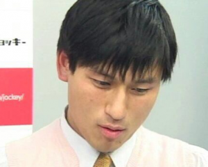 旦那さん　誰に似てるって言われますか？