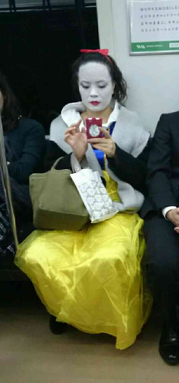 ハイレベルなコスプレと雑なコスプレが見たい