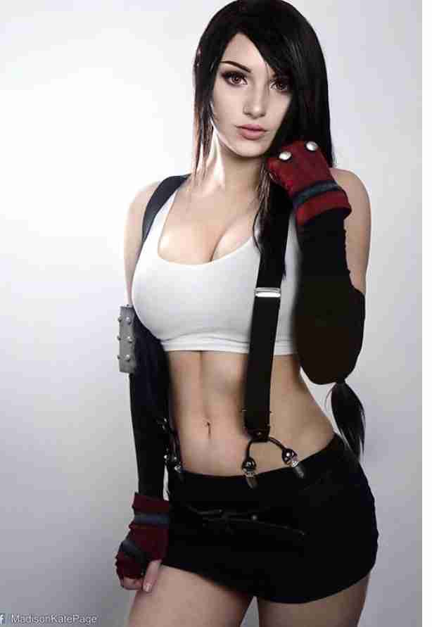 ハイレベルなコスプレと雑なコスプレが見たい