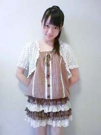 オタサーの姫が着てそうな服を下さい Part5