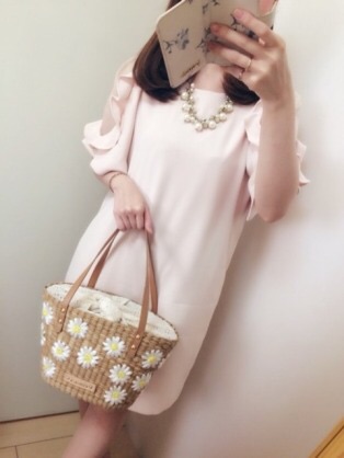 オタサーの姫が着てそうな服を下さい Part5