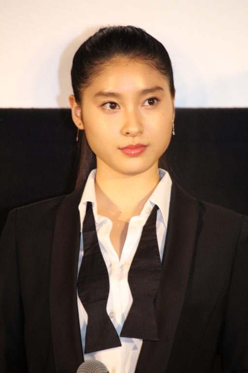 輪郭が綺麗な芸能人