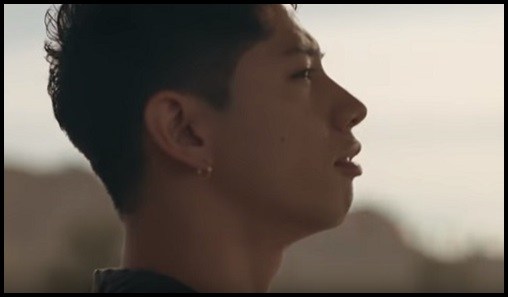 芸能人の横顔が見たい