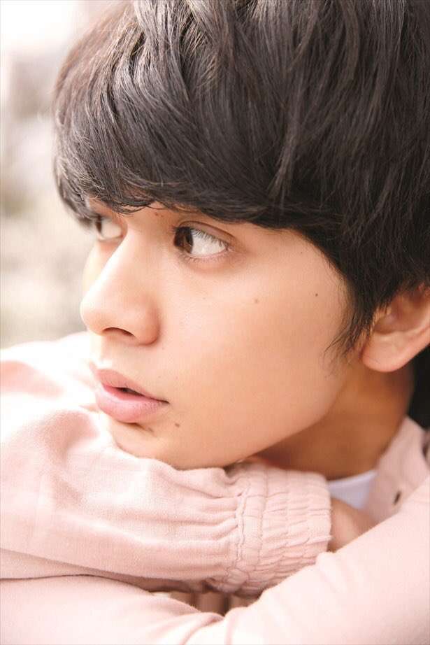 芸能人の横顔が見たい