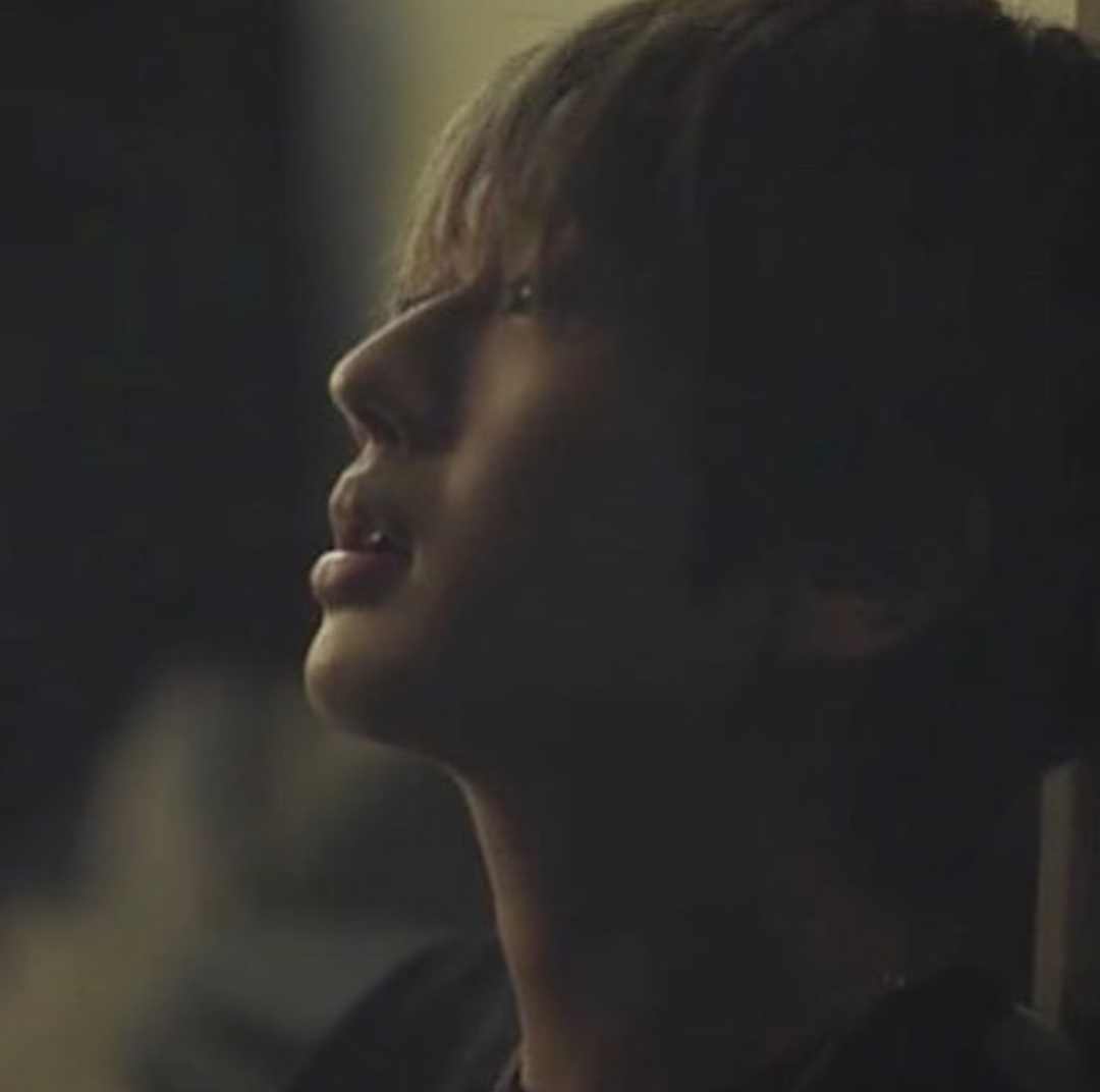 芸能人の横顔が見たい