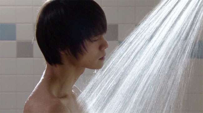 芸能人の横顔が見たい