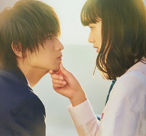 芸能人の横顔が見たい