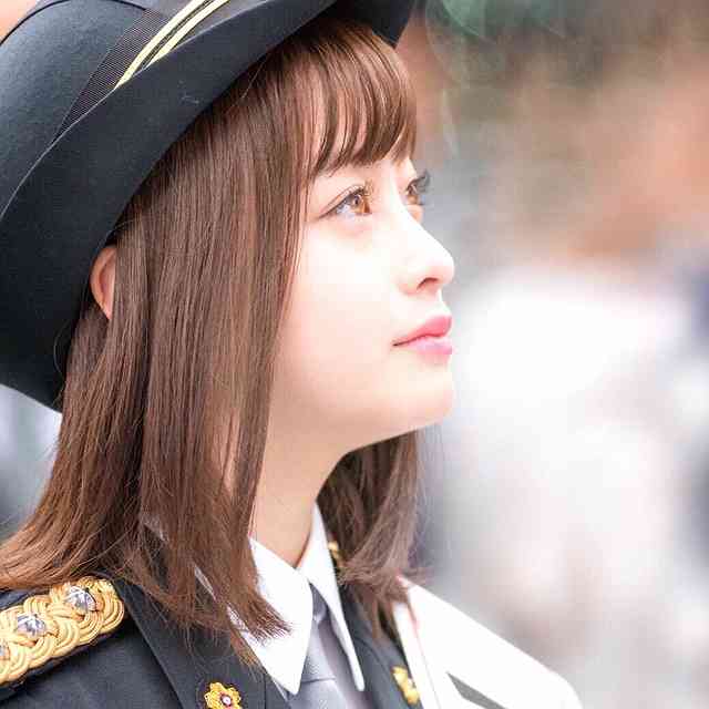 芸能人の横顔が見たい