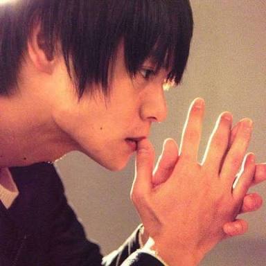 芸能人の横顔が見たい