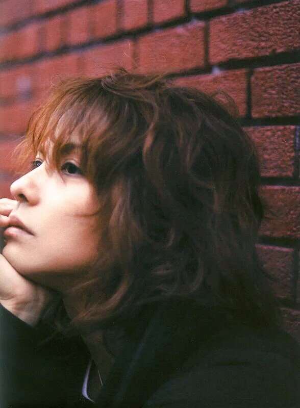 芸能人の横顔が見たい