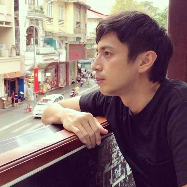 芸能人の横顔が見たい