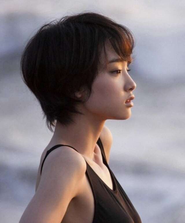 芸能人の横顔が見たい