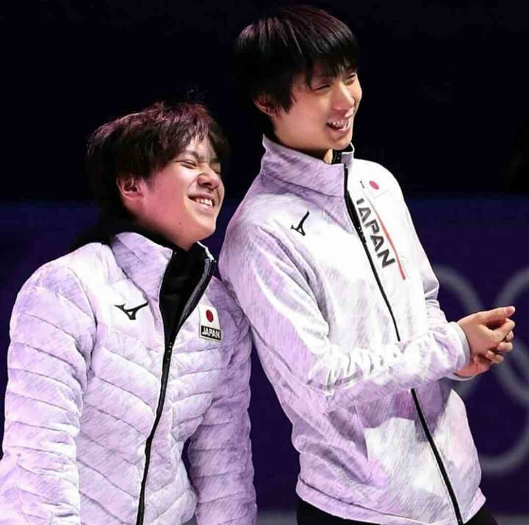 【フィギュア】宇野昌磨　公式練習切り上げ、右足首負傷の可能性　おんぶされバスに…