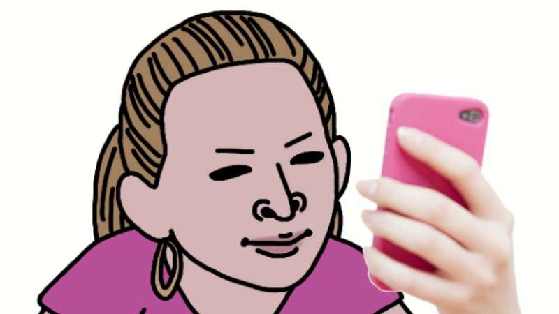浜崎あゆみ、ミニスカートから美尻チラリ「見えちゃいそう」「超セクシー」と反響
