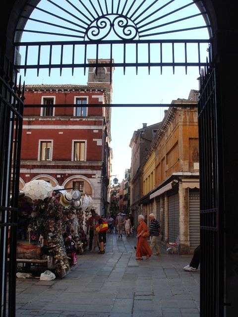 世界の路地裏画像を貼るトピ