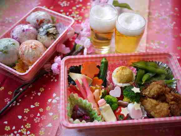 花見に持って行きたい弁当の画像