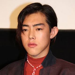 個性的な顔が見たい!