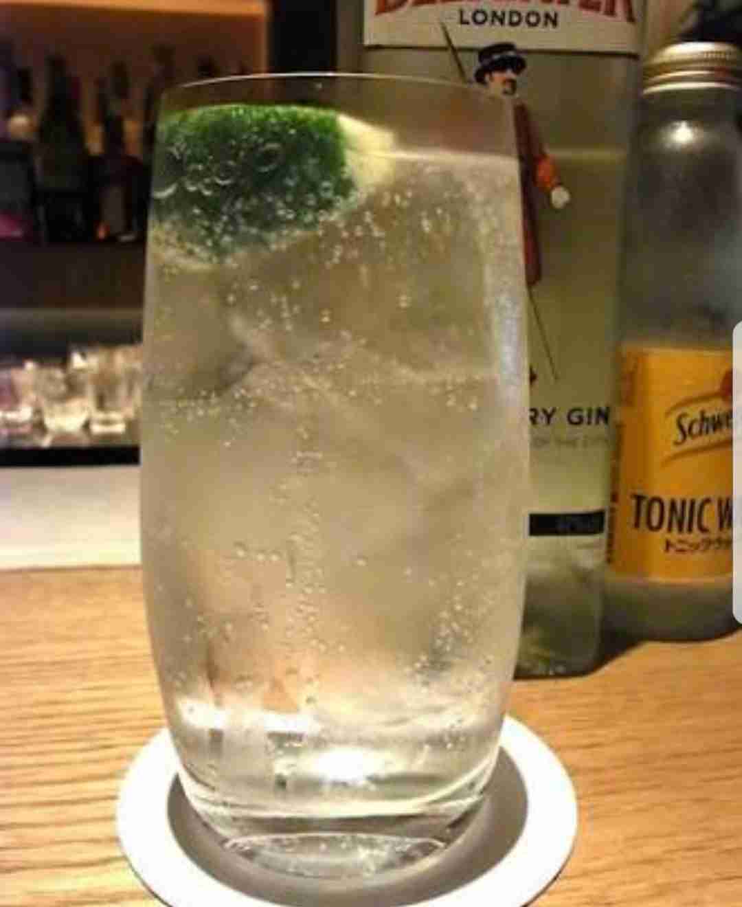 【画像】お酒とおつまみの画像を交互に貼るトピ