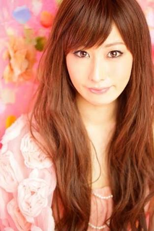 鳥居みゆき、夫婦生活を告白 自宅の様子を公開